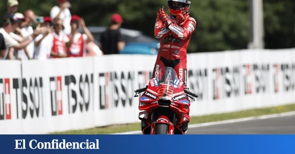 Márquez consigue una nueva victoria y firma su quinto doblete consecutivo en este Mundial