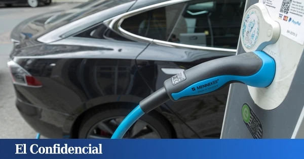 El 'roaming' oculto que te hace pagar el doble al cargar tu coche eléctrico