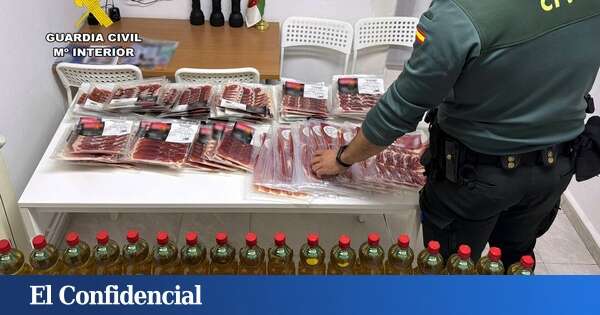 Investigada una mujer por sustraer 24 botellas de aceite y 80 sobres de jamón ibérico de dos súper