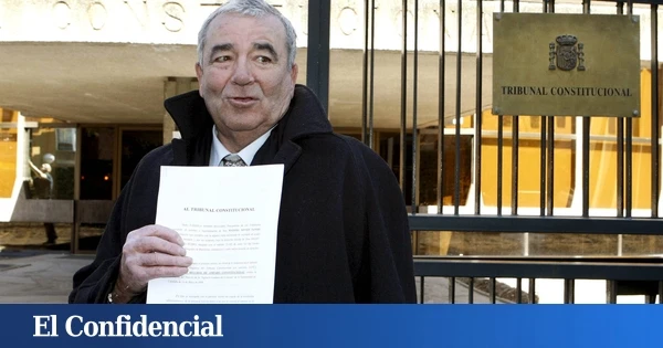 'Comandos lingüísticos' amenazan a locales de Cataluña si no rotulan en catalán