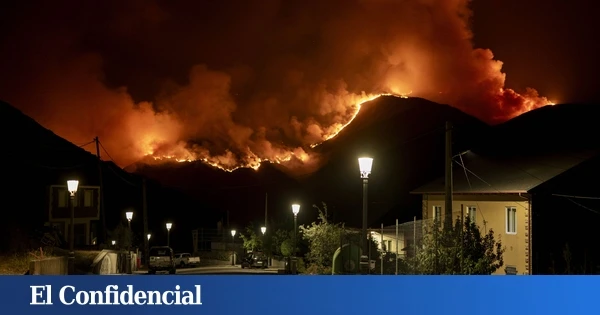 Sigue activo el incendio de Carballeda de Valdeorras (Ourense) tras quemás más de 500 hectáreas