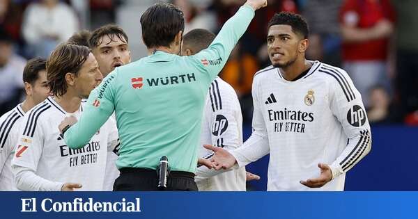 Munuera Montero homenajea a Negreira y el Real Madrid se desespera con los árbitros (1-1)