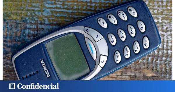 Este móviles antiguos que podrías tener por casa se vende por 30.000 euros: las joyas 'vintage' de la tecnología que arrasan