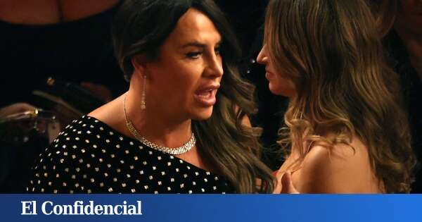 Karla Sofía Gascón no pisa la alfombra roja: un par de menciones en la gala y nada más (y nada menos)