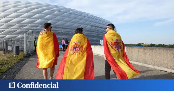 Así han iluminado el estadio de Múnich tras el España - Francia: 