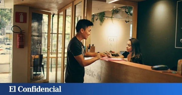 Turismo con recargo en Galicia: este será el importe que cobrará A Coruña a los turistas por cada día que duerman en la ciudad