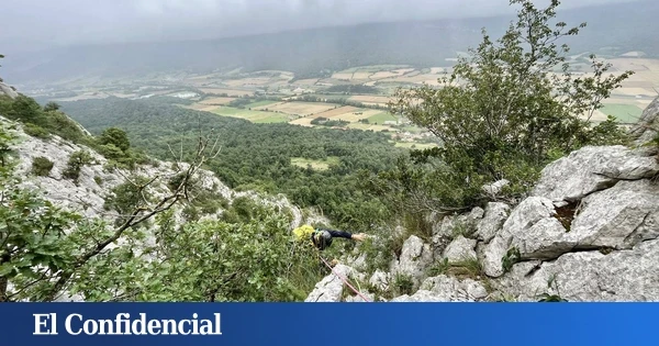 Una avioneta se estrella en Benicàssim por un fallo de motor y sus dos ocupantes resultan ilesos