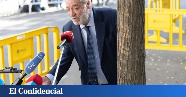 MAR y el novio de Ayuso ajustan cuentas: 