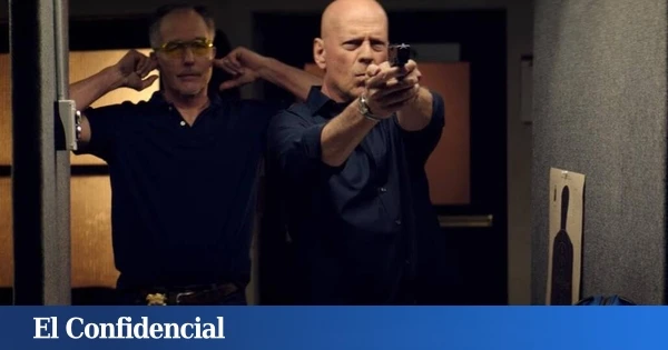 Bruce Willis y el hijo de Pierce Brosnan protagonizan la película sobre el tráfico de personas que puedes ver hoy en TV