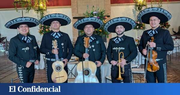 Madrid ríe y llora al ritmo de los mariachis: la moda de contratar músicos para celebrar o curar el amor roto