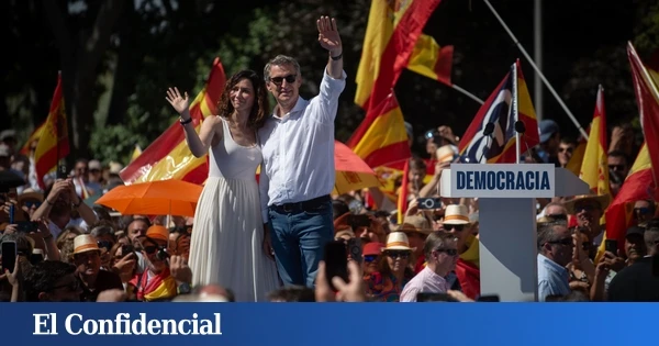 Feijóo encarrila un congreso de paz orgánica y ultima las enmiendas conflictivas
