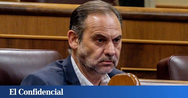 El Supremo divide la causa para acelerar el juicio a Ábalos por el Covid, Air Europa o su influencia en Hacienda