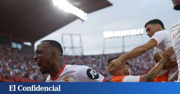 El Sevilla gana un derbi muy polémico con gol de penalti y Jesús Navas se despide del Betis (1-0)