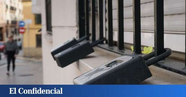 Málaga prohíbe los pisos turísticos en 43 barrios tensionados: en el Centro y el litoral, ni uno más