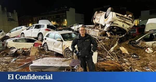 Diario del primer guardia civil en la 'zona cero' del desastre: “La gente nos para cada 10 metros”