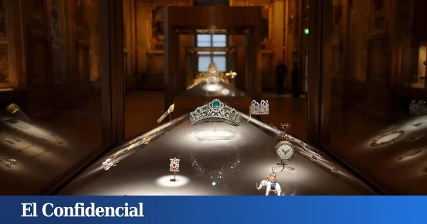 Estas son las joyas expuestas en la Galería Apolo donde se ha producido el robo en el Museo del Louvre