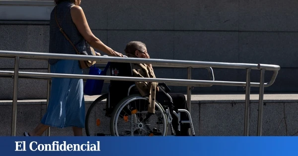 5.300 dependientes andaluces en lista de espera han fallecido hasta septiembre, un 21% del total nacional
