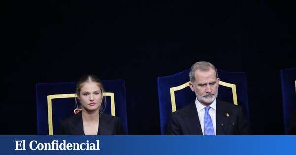 Leonor toma el relevo de su padre con el discurso a los premiados: 