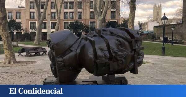 La estatua de Oscar Wilde que no convence a nadie: 