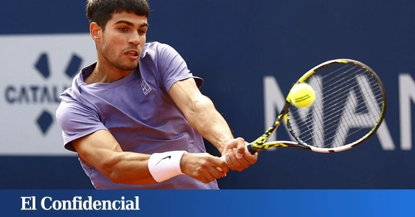 Alcaraz sacude a Fils en una exhibición total y jugará la final del Conde de Godó (6-2 y 6-4)
