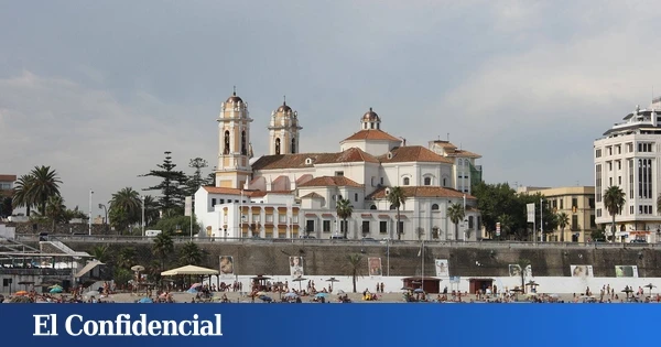 Investigan la posible entrada de un migrante subsahariano a Ceuta en parapente
