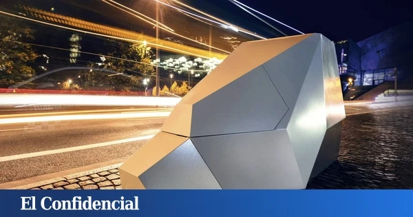 Así es el 'radar Cybertruck' que llega a las carreteras españolas tras haber demostrado su eficacia en Francia