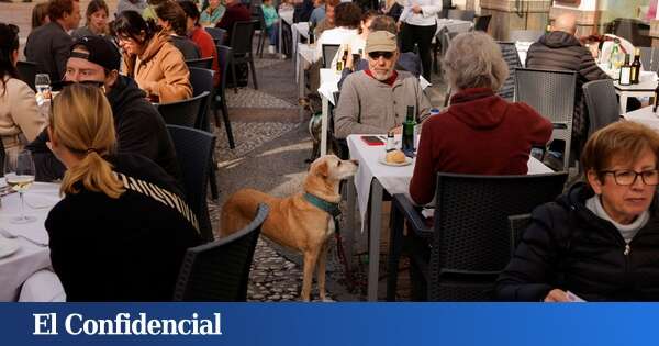 Esa gente que se pasa la vida gastando dinero porque no tiene un duro