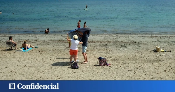 Cierran temporalmente tres playas de Denia (Alicante) por contaminación fecal