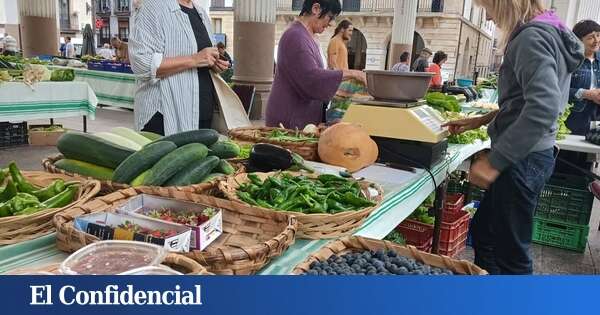 Productos vascos en el mercado más histórico, a media hora de San Sebastián: ideal para compras navideñas