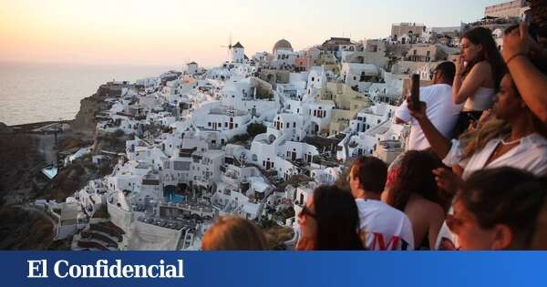 Los terremotos en Santorini no frenan el turismo: aumentan las reservas y Grecia recibirá más viajeros este año