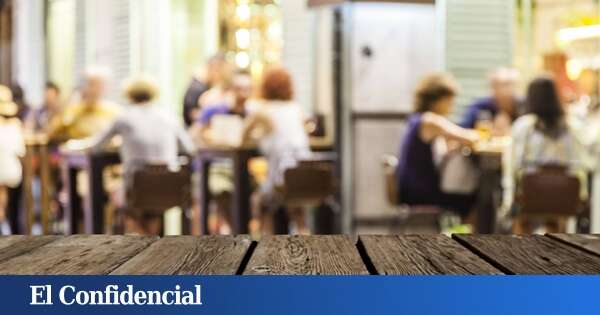 Cómo evitar robos al sentarse en la terraza de un bar o restaurante: la Policía Nacional da las tres claves