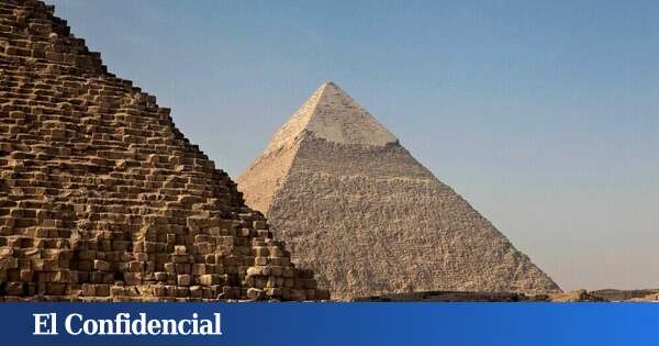 Giro de 180 grados: hallan unos esqueletos ocultos en una pirámide que no sigue las costumbres funerarias del antiguo Egipto