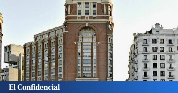 El Palacio de la Prensa de Madrid cerrará hasta 2028, pero podrás llevarte a casa sus butacas