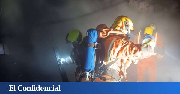 Arde una carpintería en el polígono industrial de Utiel (Valencia)