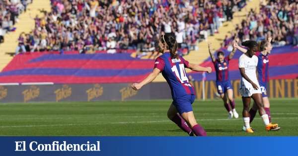 En pleno 'boom' del fútbol femenino profesional, ¿qué liga domina en las gradas?