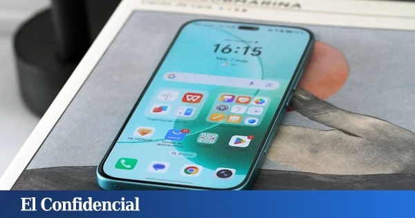 El nuevo teléfono de Honor parece un iPhone barato, pero no lo es. Y eso es buena noticia