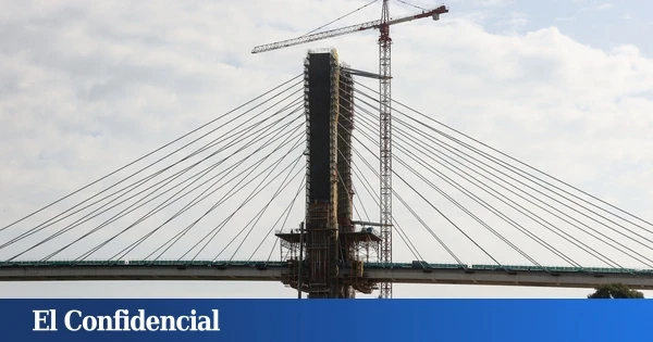 Cerdán medió en la mayor obra del Ábalos en Sevilla, un puente que lleva 3 años de retraso
