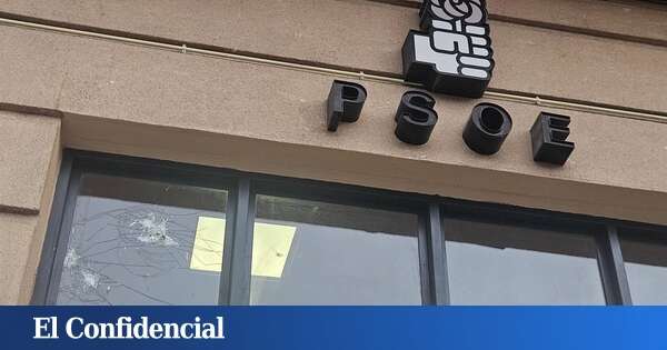 El PSOE denuncia ante la Policía Nacional un 