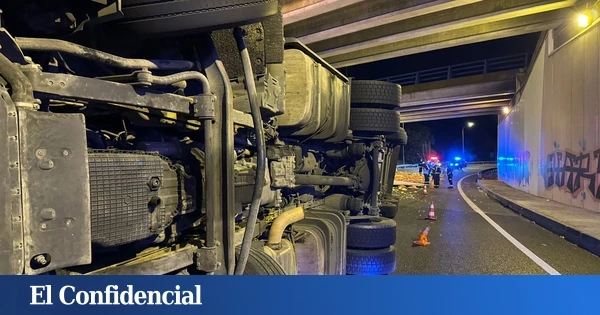 43 niños y tres adultos heridos al volcar un autobús escolar en el norte de la India