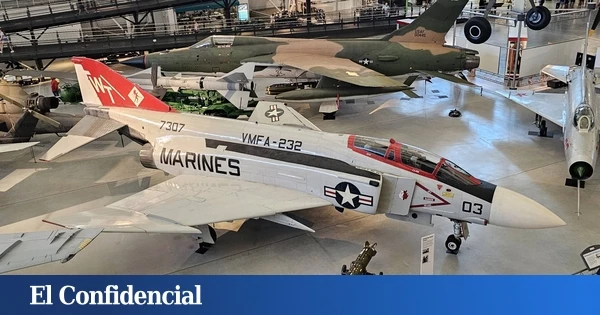 Visita al templo histórico de la aviación militar: los secretos del Smithsonian