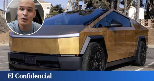 Subastan un Cybertruck bañado en oro y el precio dice mucho del lío que Elon Musk tiene en Tesla