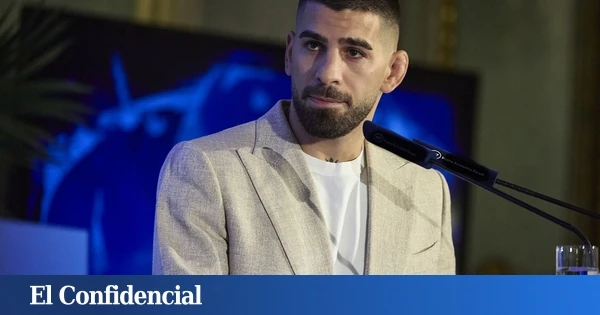 Topuria, doble campeón del mundo de UFC: 
