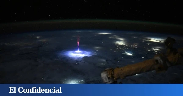 Ni estrellas ni planetas: La NASA capta en cámara un inesperado chorro de luz en el espacio cercano a la Tierra