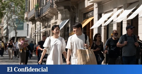 Casi nadie lo sabe: la antigua cámara acorazada del Banco Central de Barcelona se esconde en el sótano de una conocida tienda de moda de la ciudad