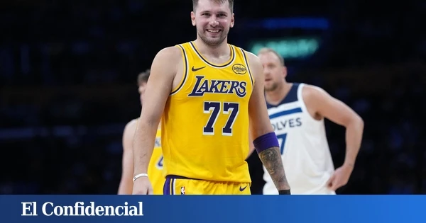 Luka Doncic, jugador de Los Ángeles Lakers, tras igualar un récord de Michael Jordan en la NBA : 