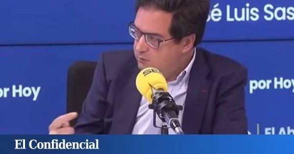 Oscar López, ministro: 
