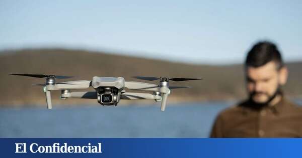 Un hombre con parálisis logra volar un dron virtual con la mente: así lo ha conseguido