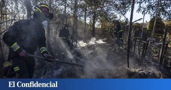 400 evacuados en un descontrolado incendio en Valdecaballeros (Badajoz) con mil hectáreas quemadas