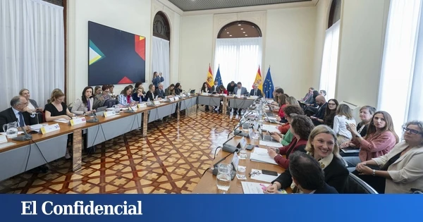 El Gobierno da otros diez a las CCAA para establecer establecer su capacidad de acogida de menores migrantes