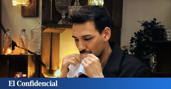 Se levanta y abandona 'First Dates' ante la altanería de su cita y sus constantes burlas